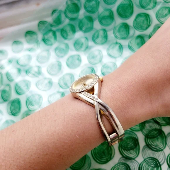 Debanham's Infinite Rhinestone Quartz Classic Watch - Picture 10 of 14